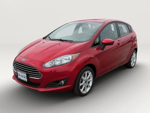 Used 2017 Ford Fiesta SE w/ Equipment Group 201A FWD image 3