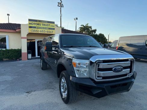 Used 2015 Ford F350 Lariat w/ Lariat Ultimate Package image 8