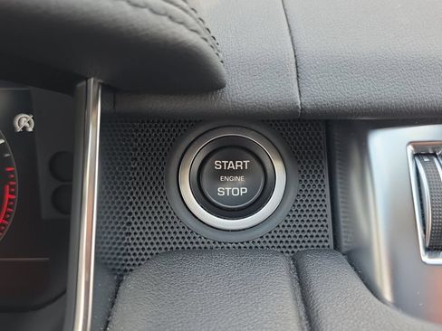 Used 2019 Land Rover Range Rover Sport HSE AWD/4WD image 26