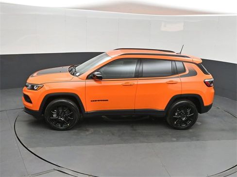 New 2026 Jeep Compass Latitude image 34