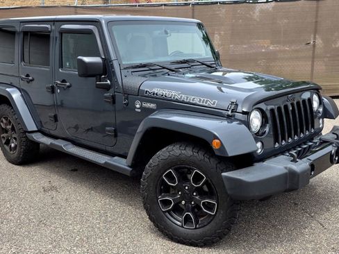 Used 2017 Jeep Wrangler Unlimited Sahara AWD/4WD image 1