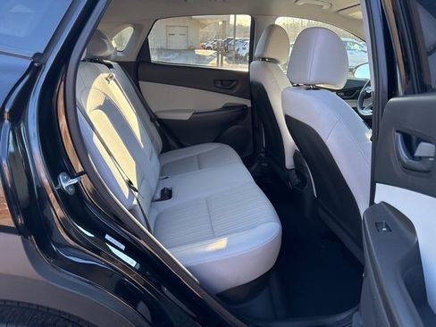 Used 2023 Hyundai Kona SEL image 25