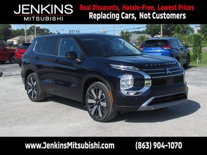 New 2025 Mitsubishi Outlander SE