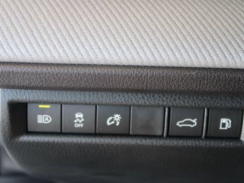 Used 2026 Toyota Camry SE FWD image 25
