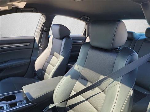 Used 2020 Honda Accord Sport image 13
