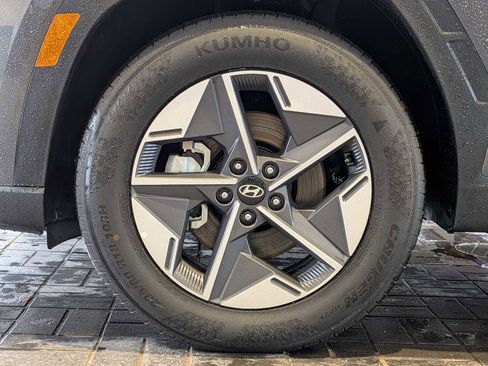 Used 2026 Hyundai Tucson SEL FWD image 14
