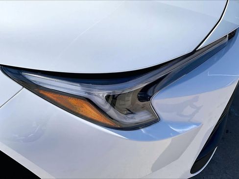 Used 2025 Toyota Corolla LE image 25
