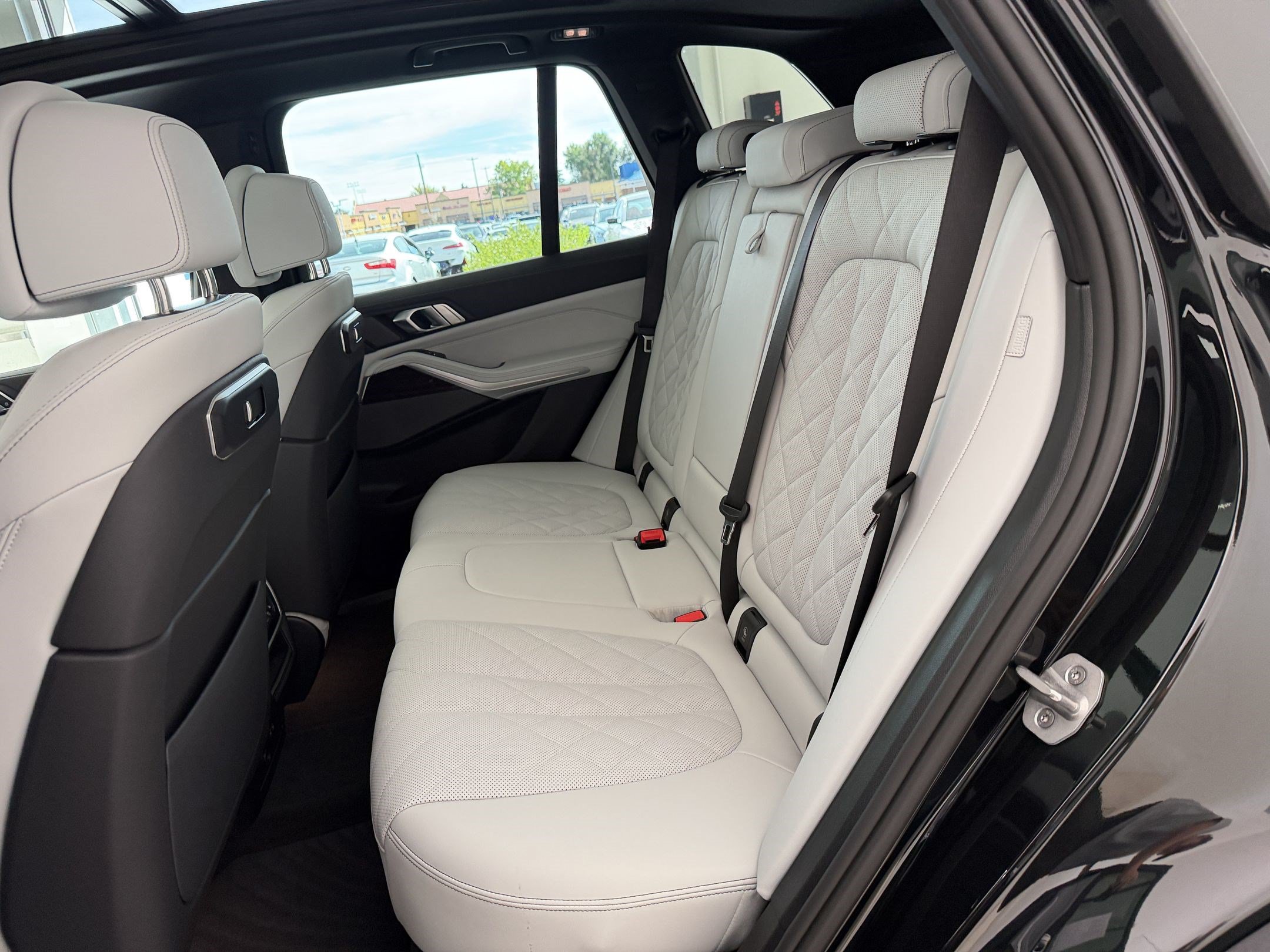 Used 2026 BMW X5 xDrive40i AWD/4WD image 23