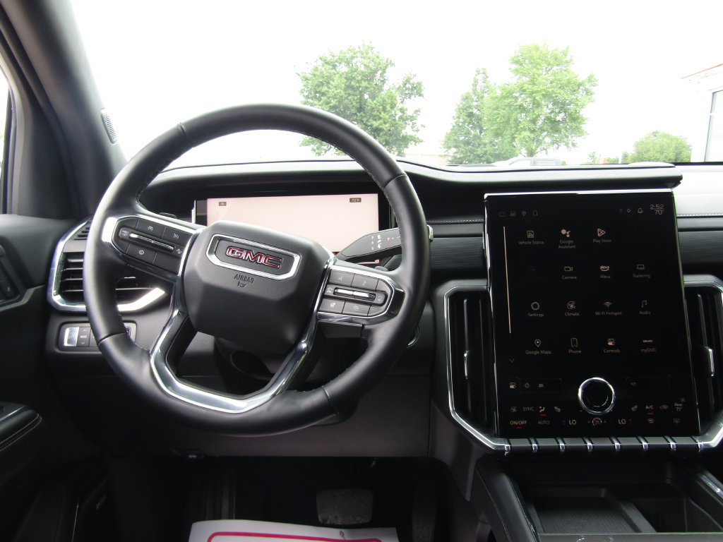 Used 2025 GMC Acadia Elevation AWD/4WD image 5
