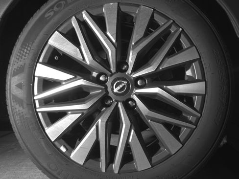 Used 2025 Nissan Altima 2.5 SV image 15