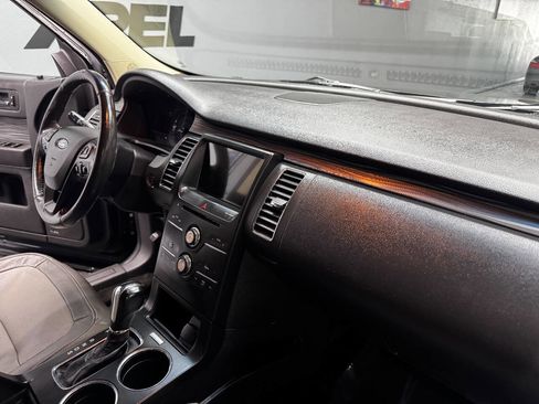 Used 2018 Ford Flex SEL w/ Equipment Group 202A image 54