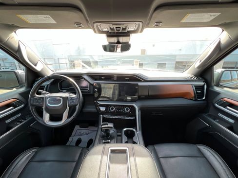 Used 2022 GMC Sierra 1500 Denali w/ Technology Package image 10