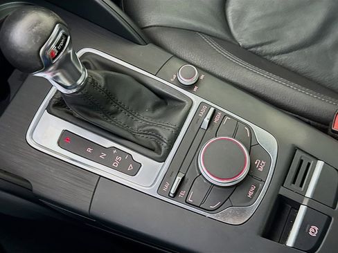 Used 2015 Audi A3 1.8T Premium image 18
