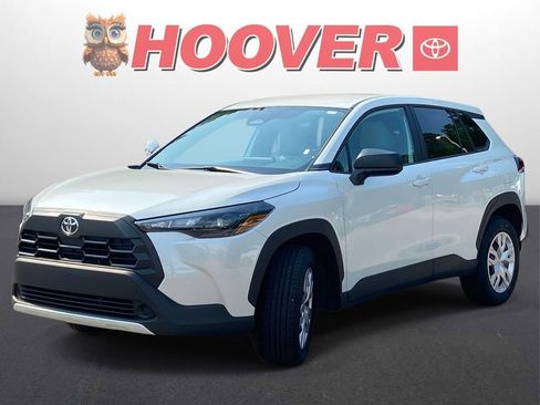 Used 2026 Toyota Corolla Cross L FWD image 3