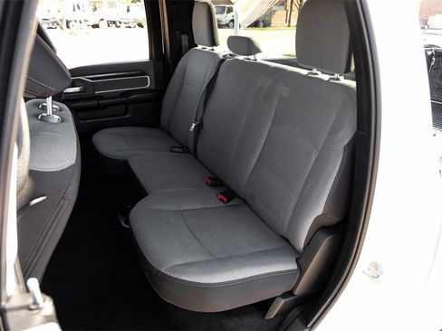 Used 2021 RAM 2500 Big Horn image 38