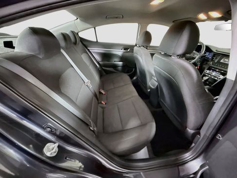 Used 2020 Hyundai Elantra SE w/ Cargo Package (C1) FWD image 26