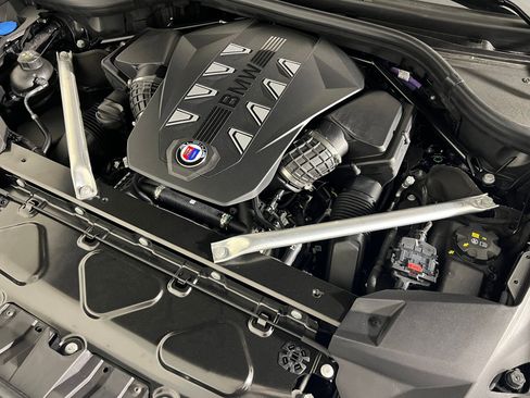 New 2026 BMW ALPINA XB7 AWD/4WD image 23