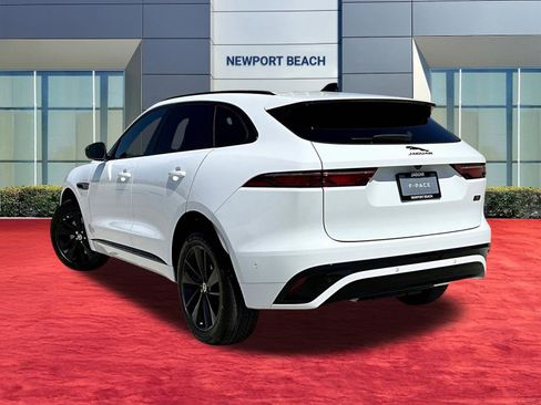 New 2026 Jaguar F-PACE R-Dynamic S image 3