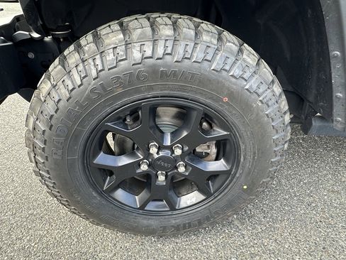 Used 2021 Jeep Wrangler Unlimited Sport image 27