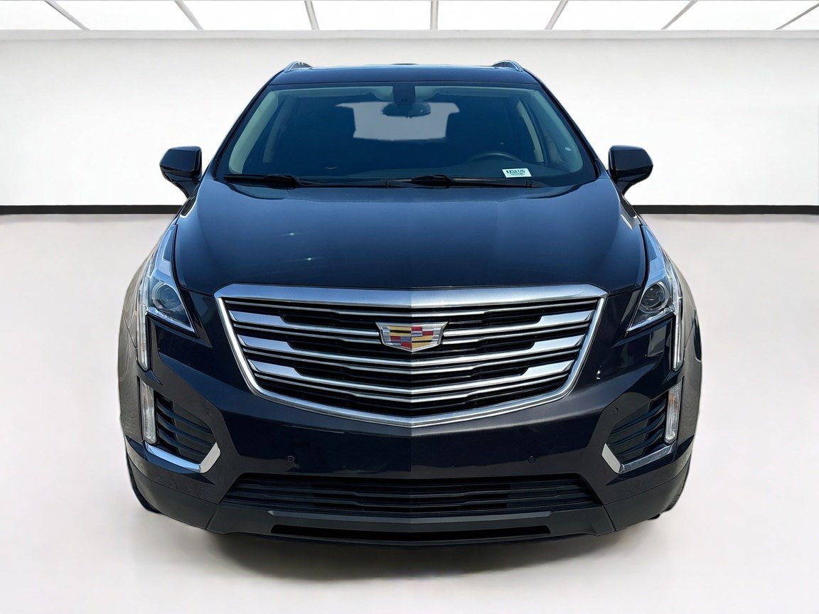 Used 2018 Cadillac XT5 Luxury FWD image 2