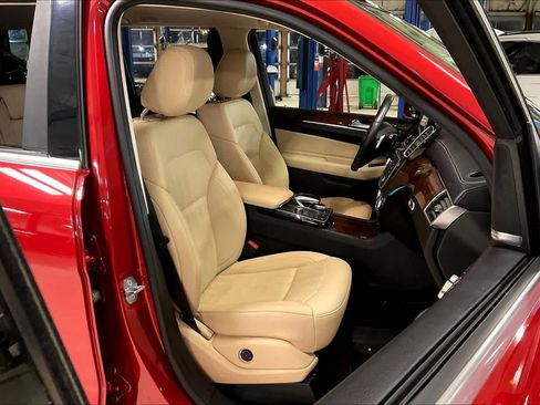 Used 2019 Mercedes-Benz GLS 450 4MATIC image 8