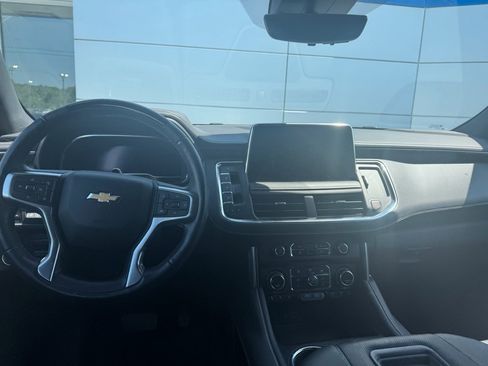 Used 2023 Chevrolet Tahoe Premier w/ Advanced Technology Package AWD/4WD image 9