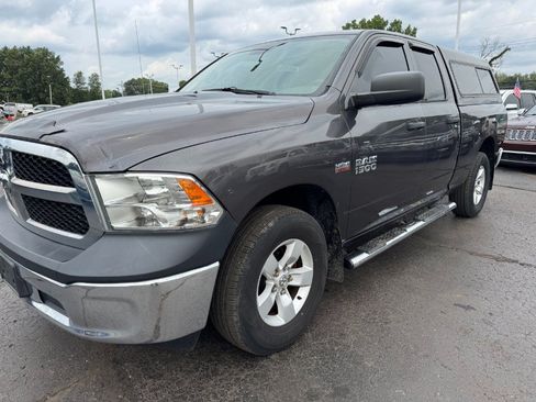 Used 2014 RAM 1500 ST w/ SXT Appearance Group AWD/4WD image 9