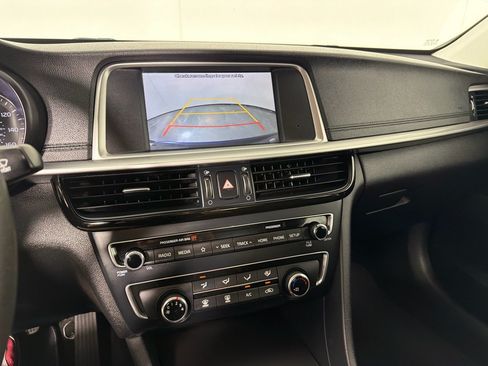 Used 2019 Kia Optima LX FWD image 15
