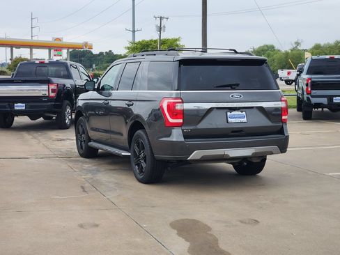 Used 2021 Ford Expedition XLT AWD/4WD image 5