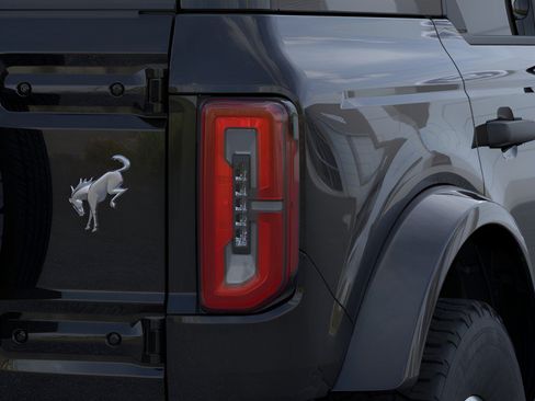 New 2026 Ford Bronco Outer Banks AWD/4WD image 23