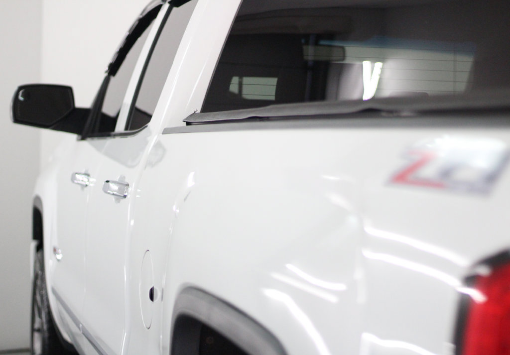 Used 2015 GMC Sierra 1500 SLT w/ All-Terrain Package AWD/4WD image 54