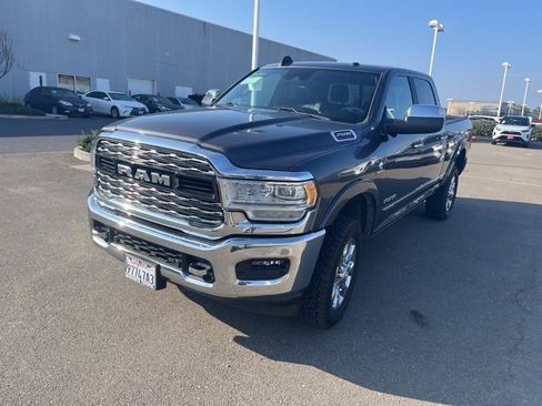 Used 2019 RAM 2500 Limited image 3