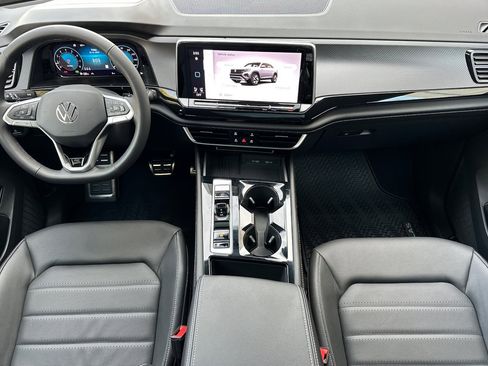 New 2025 Volkswagen Atlas Cross Sport SEL R-Line image 11