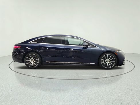 Certified 2022 Mercedes-Benz EQS 580 4MATIC Sedan image 4