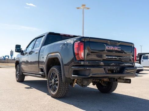 Used 2022 GMC Sierra 2500 Denali w/ Denali Black Diamond Edition image 5