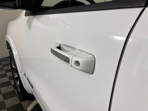 Used 2022 RAM 1500 Laramie image 12