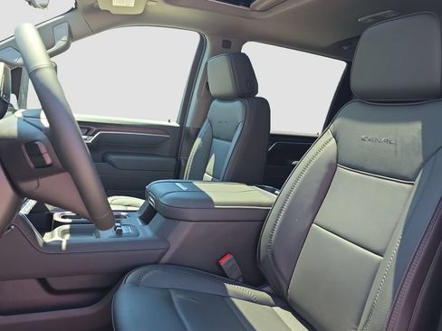 New 2026 GMC Sierra 2500 Denali w/ Denali Reserve Package AWD/4WD image 7
