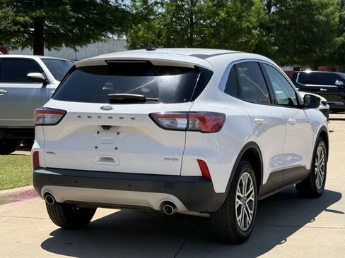 Used 2022 Ford Escape SEL AWD/4WD image 4