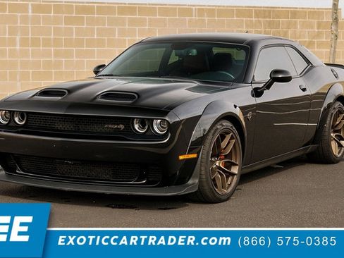 Used 2021 Dodge Challenger SRT Hellcat image 1
