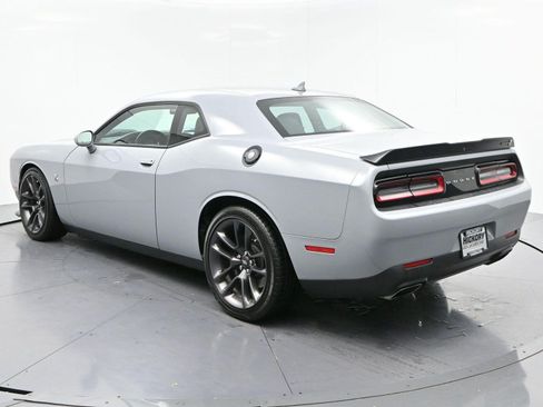 Used 2021 Dodge Challenger R/T Scat Pack w/ Shaker Package RWD image 5