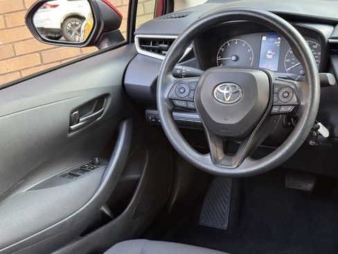 Used 2024 Toyota Corolla LE image 17