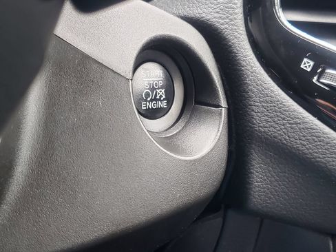 Used 2019 Jeep Compass Limited AWD/4WD image 12