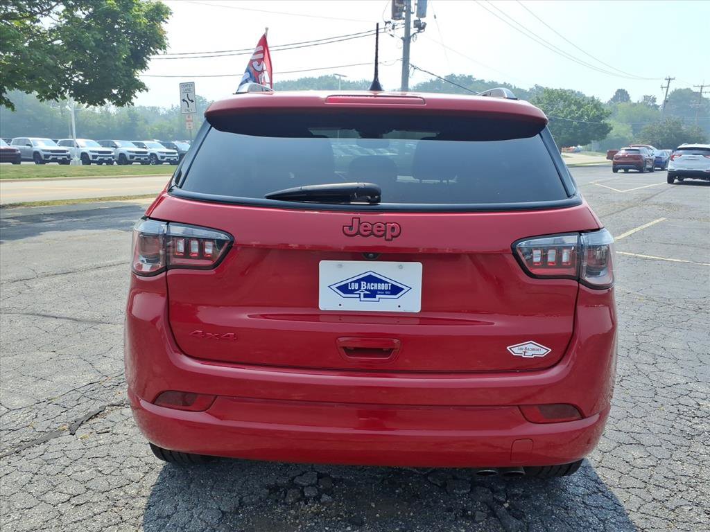 Used 2022 Jeep Compass Limited AWD/4WD image 6