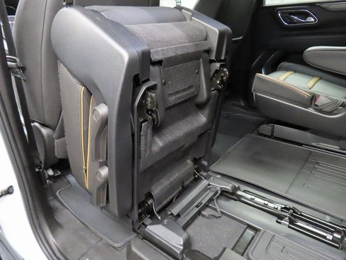 Used 2024 GMC Yukon AT4 image 60