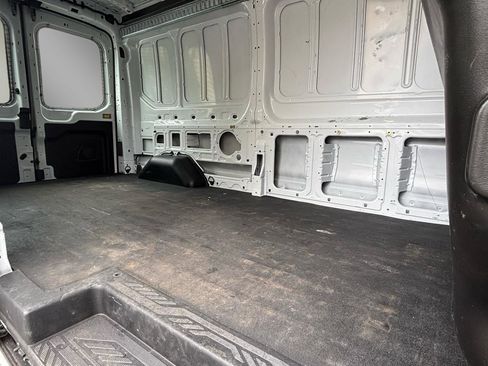 Used 2021 Ford Transit 250 Medium Roof RWD image 16