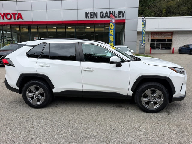 Certified 2024 Toyota RAV4 XLE AWD/4WD image 2
