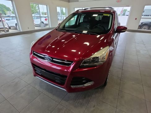 Used 2013 Ford Escape Titanium FWD image 2