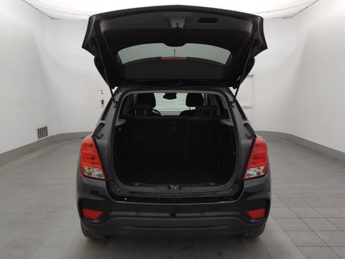 Used 2020 Chevrolet Trax LS w/ Tint and Cruise Package FWD image 29