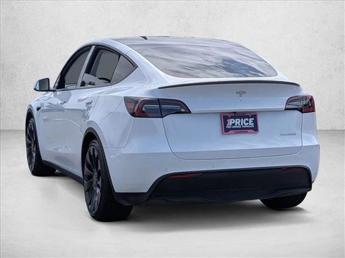 Used 2022 Tesla Model Y Performance image 8