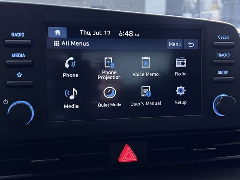 Used 2025 Hyundai Elantra Sport image 20